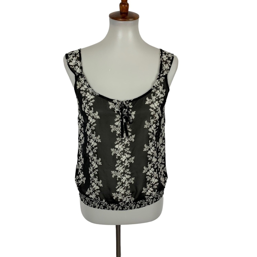 White House Black Market Silk Blouse XS Black White Floral Luxe‎ Workwear